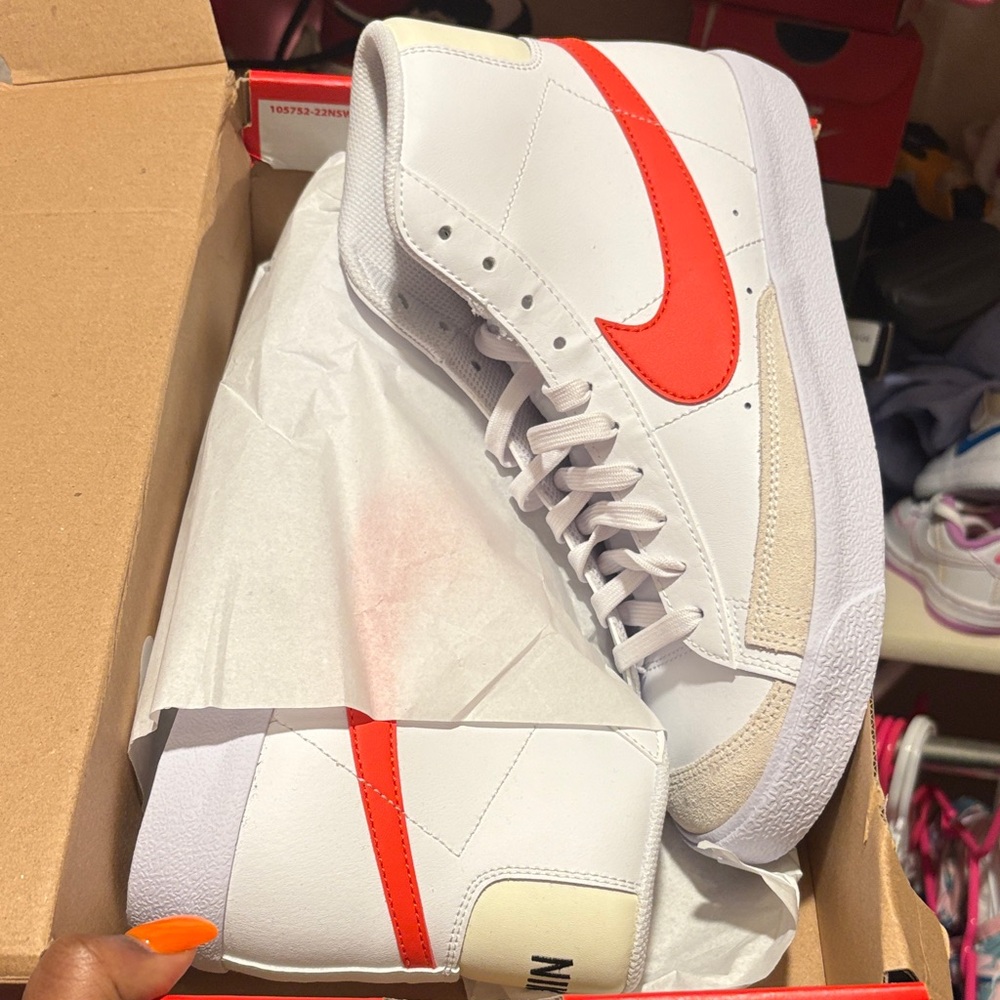 Nike blazer mid